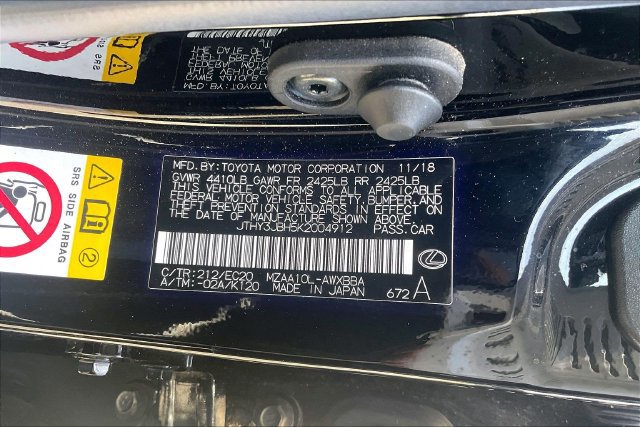 Used 2019 Lexus UX 200 w/ Premium Package FWD image 34