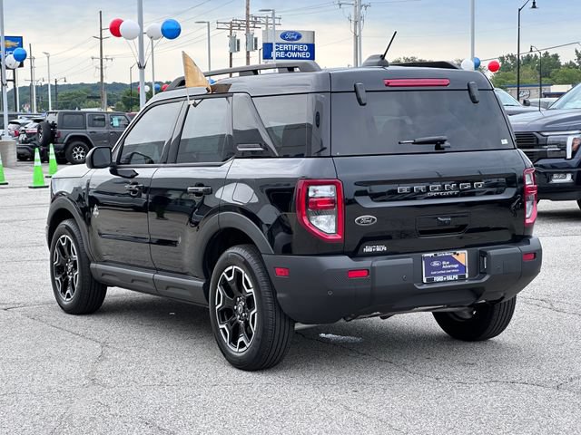Certified 2025 Ford Bronco Sport Outer Banks AWD/4WD image 5