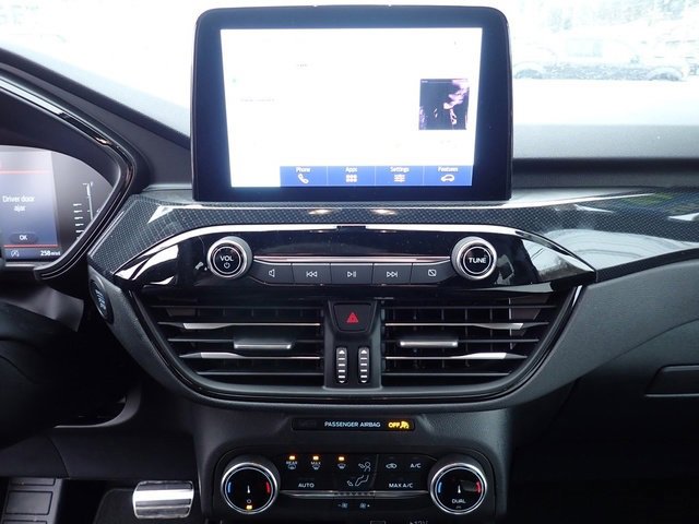 Certified 2024 Ford Escape ST-Line image 28