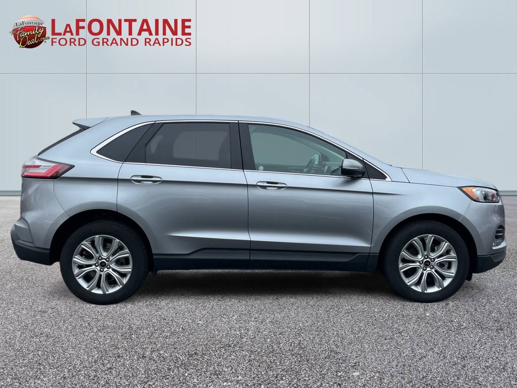 Certified 2024 Ford Edge Titanium image 8