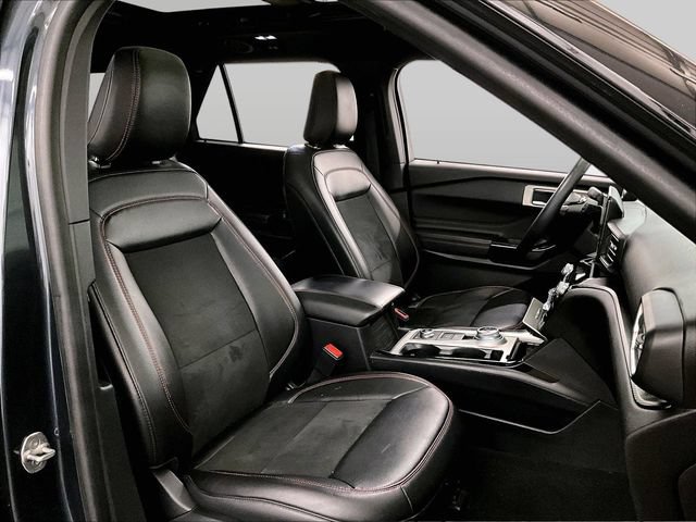 Certified 2022 Ford Explorer ST-Line AWD/4WD image 7