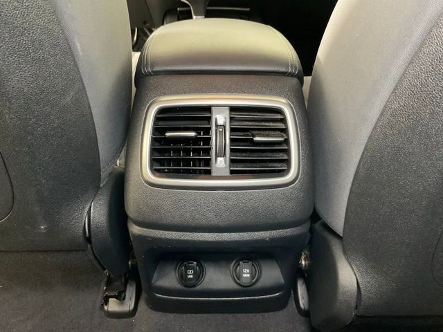 Used 2019 Kia Sorento S image 17