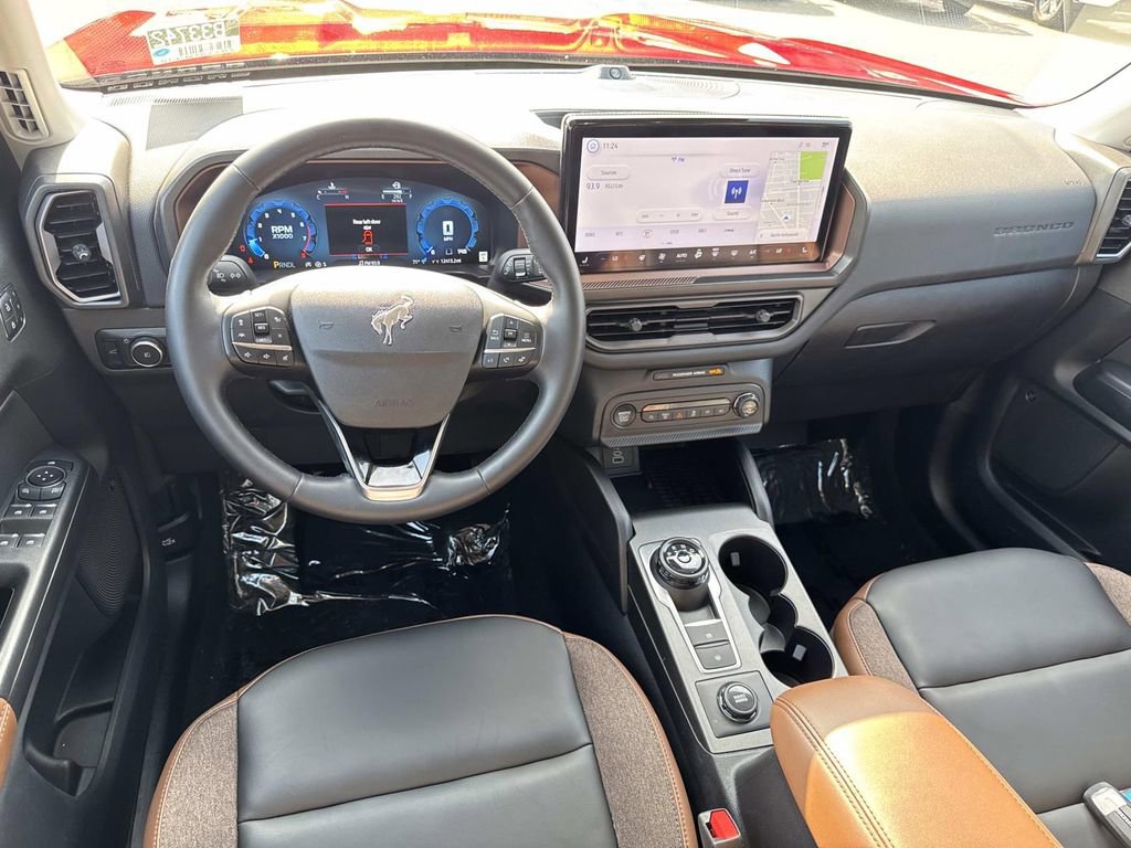 Certified 2025 Ford Bronco Sport Outer Banks w/ Outer Banks Tech Package+ image 10