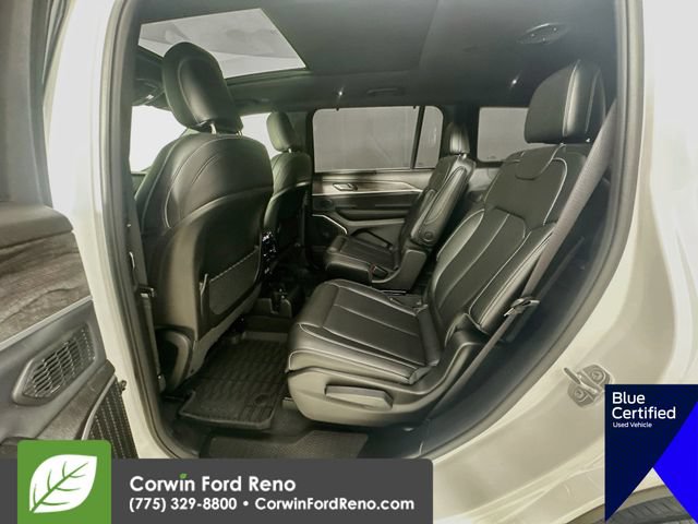 Used 2025 Jeep Grand Cherokee L Limited w/ Luxury Tech Group II AWD/4WD image 30