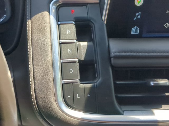 Used 2022 Chevrolet Tahoe Z71 w/ Z71 Off-Road Package image 26