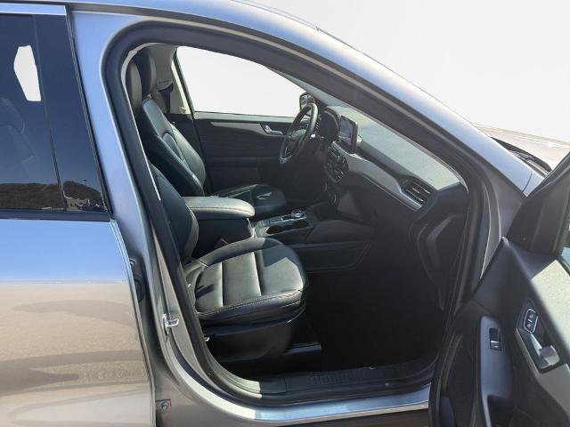 Certified 2022 Ford Escape SEL w/ Technology Package AWD/4WD image 25