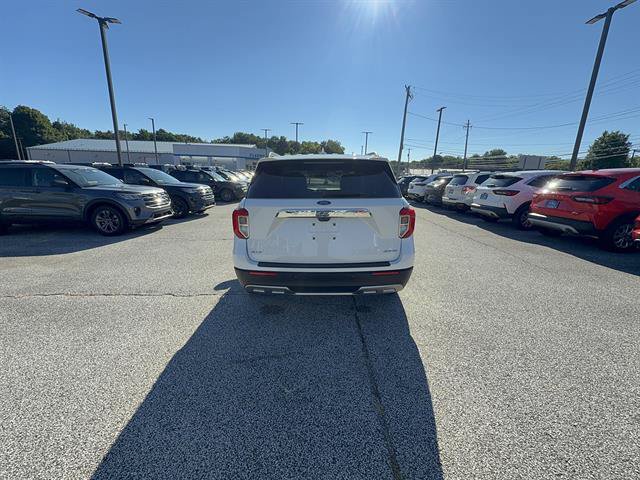 Certified 2023 Ford Explorer XLT w/ Equipment Group 202A AWD/4WD image 6