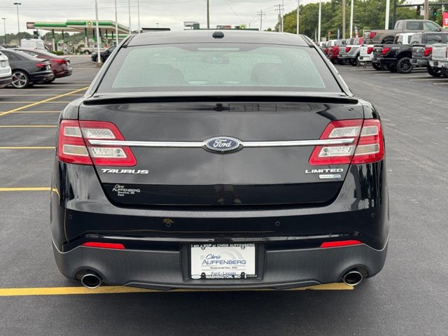 Certified 2018 Ford Taurus Limited AWD/4WD image 4