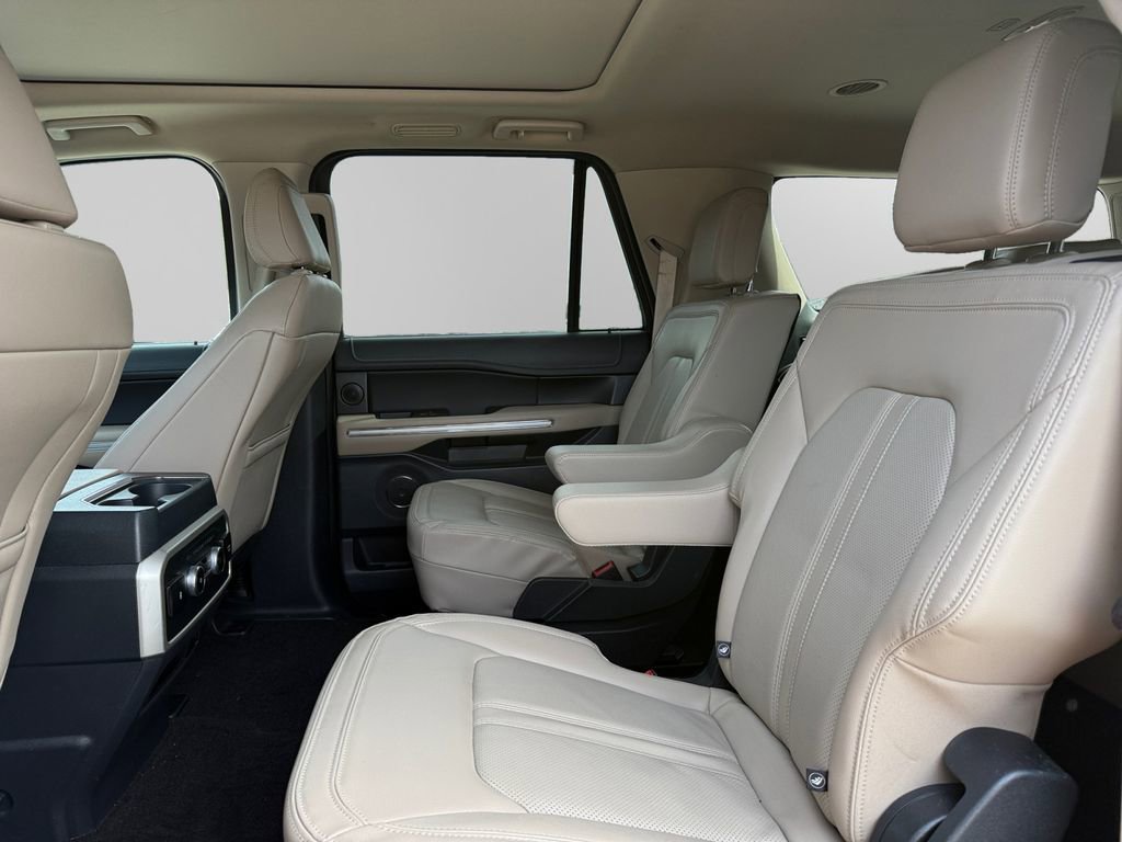 Certified 2022 Ford Expedition Max Limited image 10