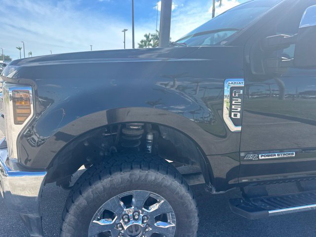 Certified 2019 Ford F250 Lariat w/ Chrome Package AWD/4WD image 6
