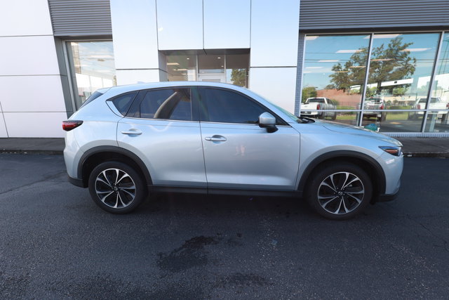 Used 2023 MAZDA CX-5 AWD 2.5 S w/ Premium Plus Pkg image 2