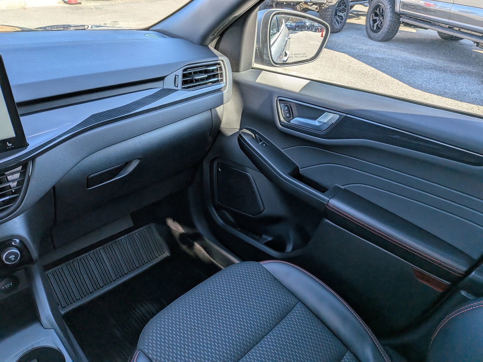 Certified 2023 Ford Escape ST-Line Select w/ Tech Pack #1 image 20