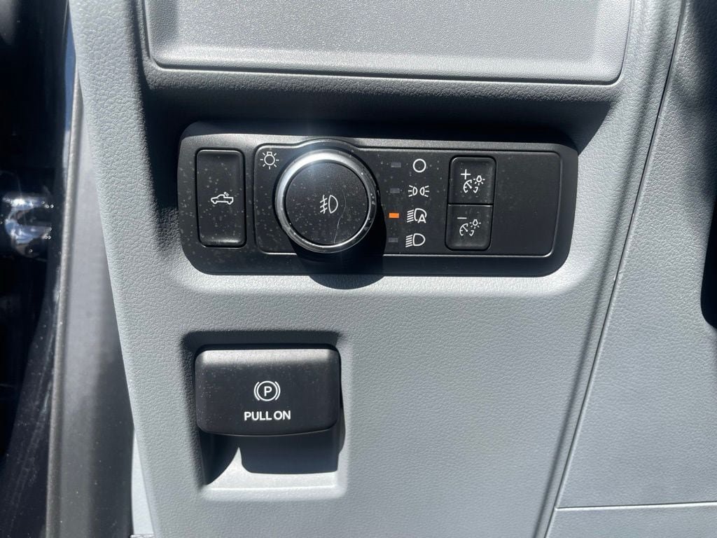 Certified 2022 Ford F150 XLT AWD/4WD image 14
