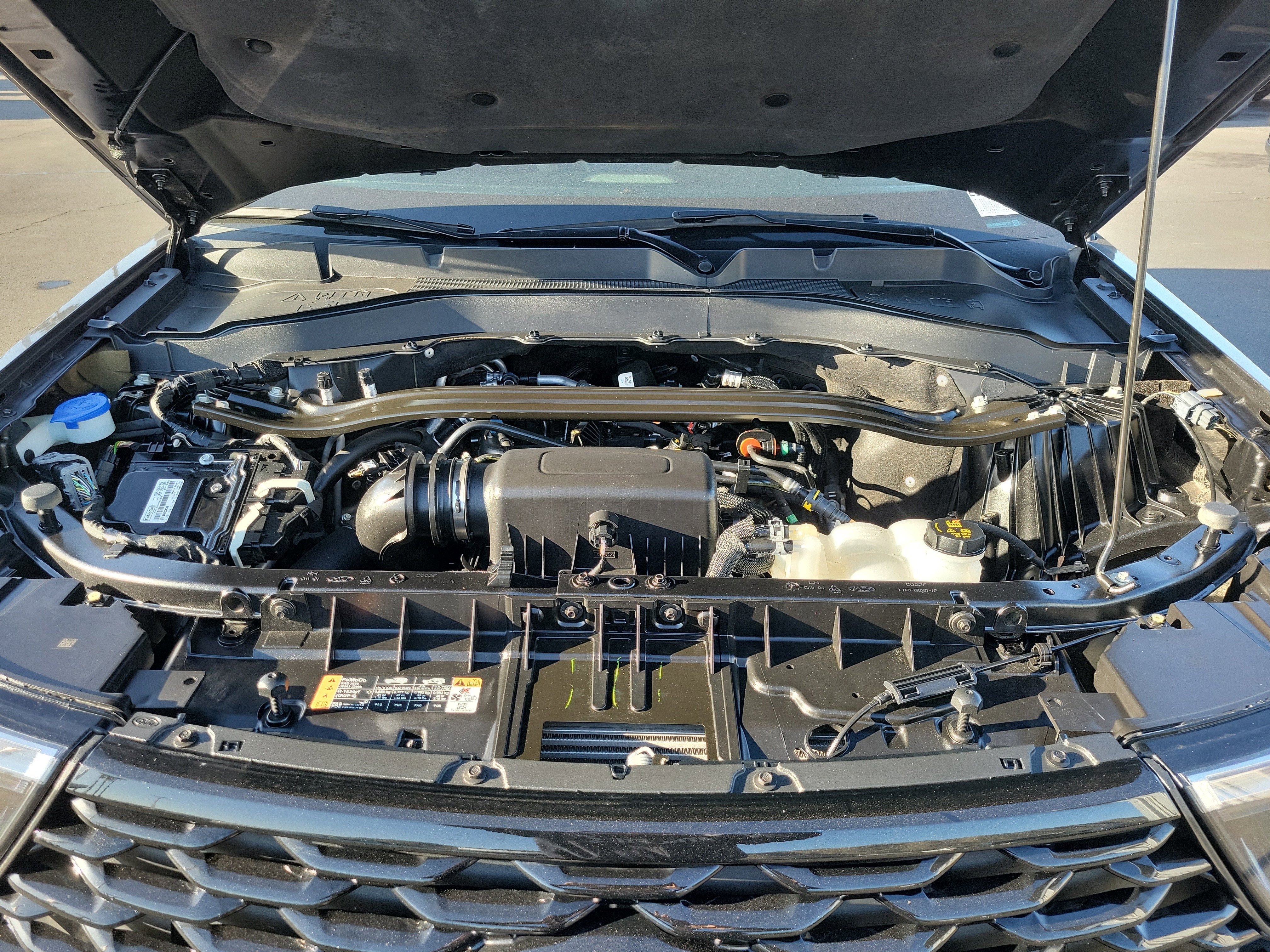 Certified 2022 Ford Explorer ST-Line w/ Class IV Trailer Tow Package image 18