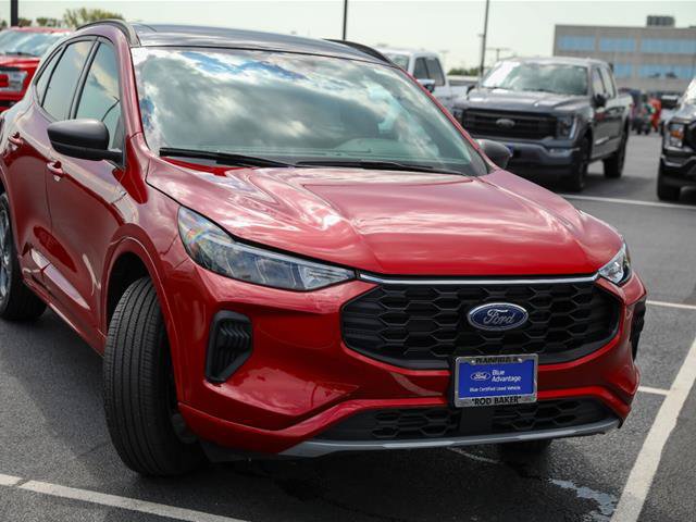 Certified 2024 Ford Escape ST-Line w/ Tech Pack #1 AWD/4WD image 8