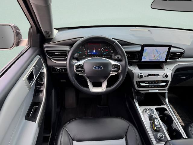 Certified 2023 Ford Explorer XLT w/ Equipment Group 202A AWD/4WD image 7