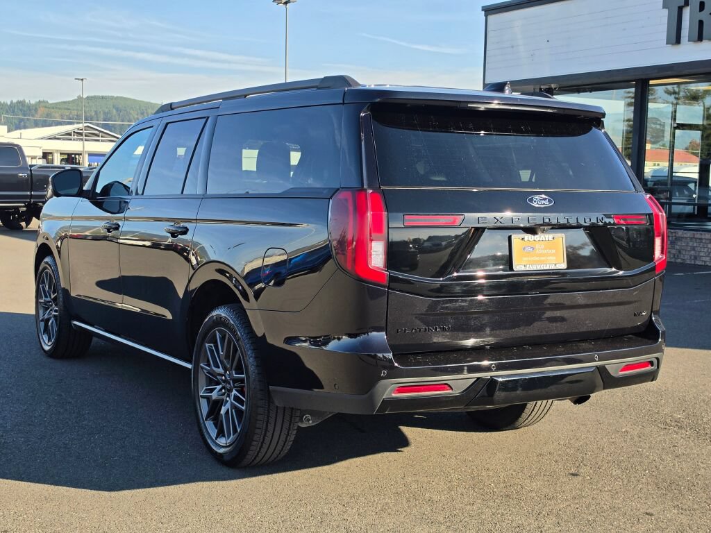 Certified 2025 Ford Expedition Max Platinum w/ Stealth Performance Package AWD/4WD image 8
