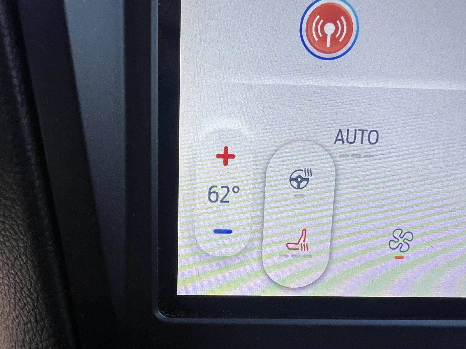 Certified 2022 Ford Edge SEL w/ Convenience Package image 11