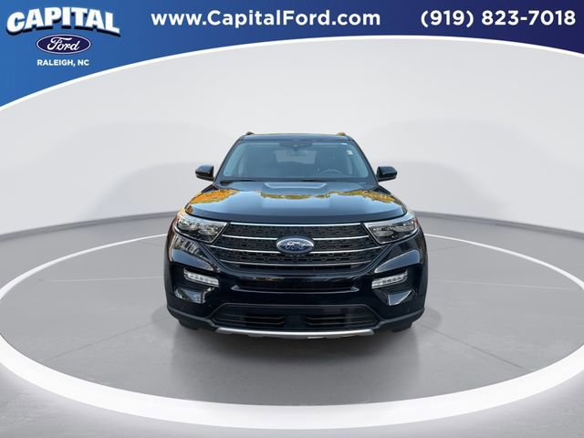 Certified 2023 Ford Explorer XLT w/ Equipment Group 202A image 9