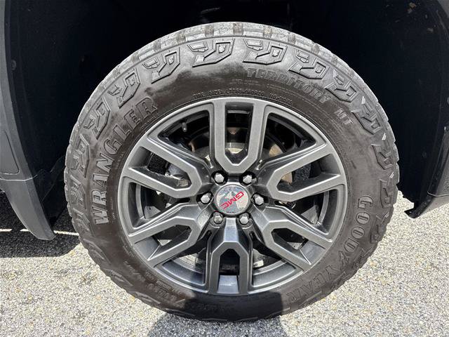 Used 2021 GMC Sierra 1500 AT4 w/ AT4 Value Package AWD/4WD image 18