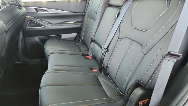 Used 2026 INFINITI QX60 Luxe w/ Cargo Package FWD image 32