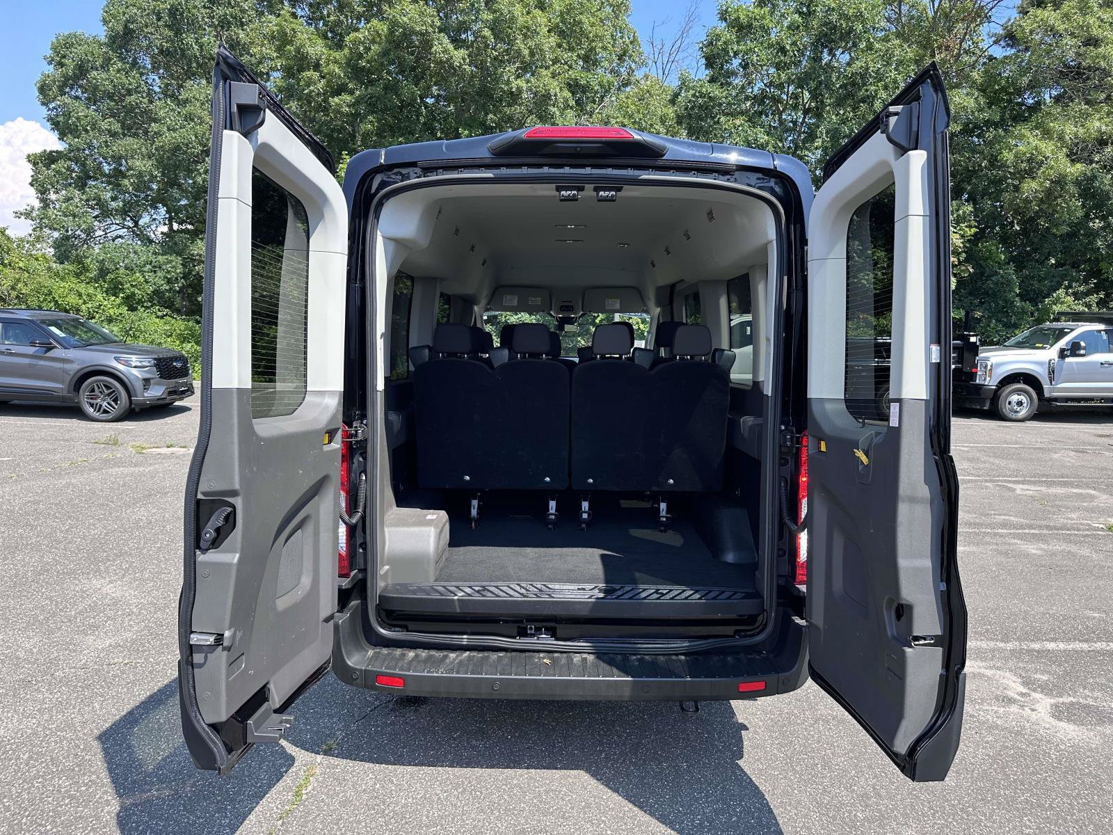 Certified 2025 Ford Transit 350 XLT RWD image 8