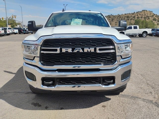 Used 2024 RAM 3500 Tradesman w/ Chrome Appearance Group image 8