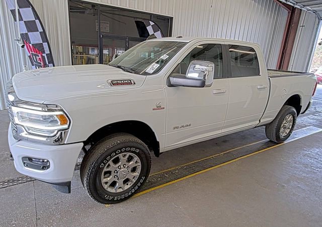 Used 2024 RAM 2500 Laramie AWD/4WD image 9