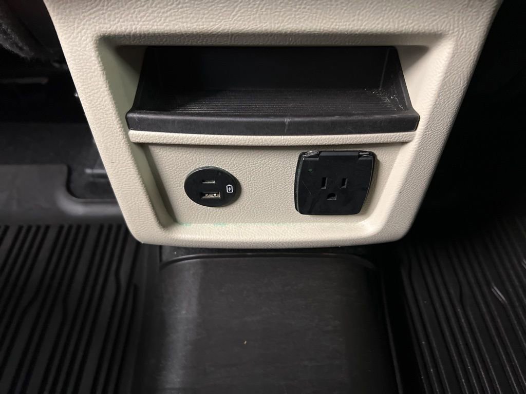 Certified 2021 Ford Edge Titanium w/ Class II Trailer Tow Package image 30