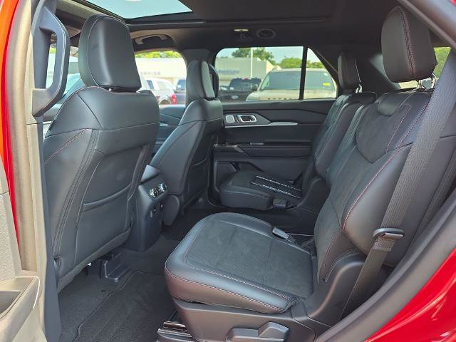 Certified 2026 Ford Explorer ST AWD/4WD image 17