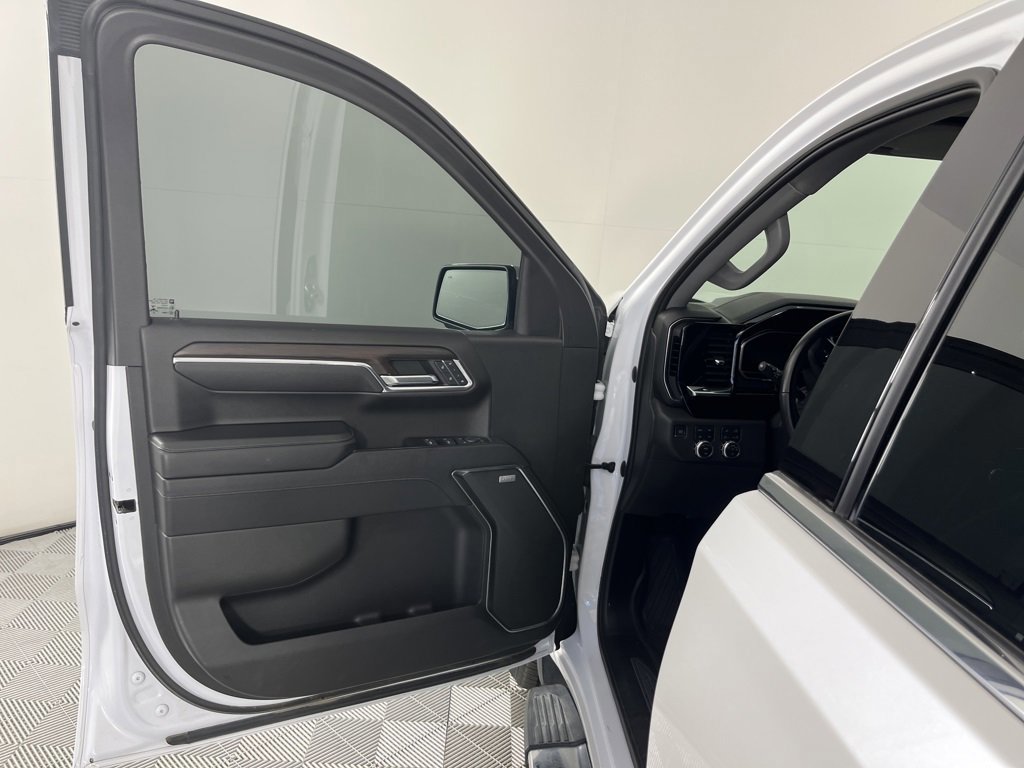 Used 2023 GMC Sierra 1500 SLT image 10