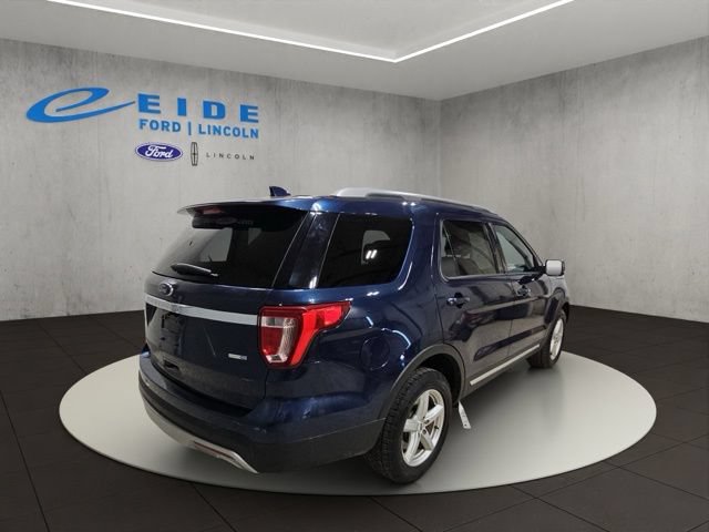 Certified 2017 Ford Explorer XLT w/ Equipment Group 202A AWD/4WD image 11