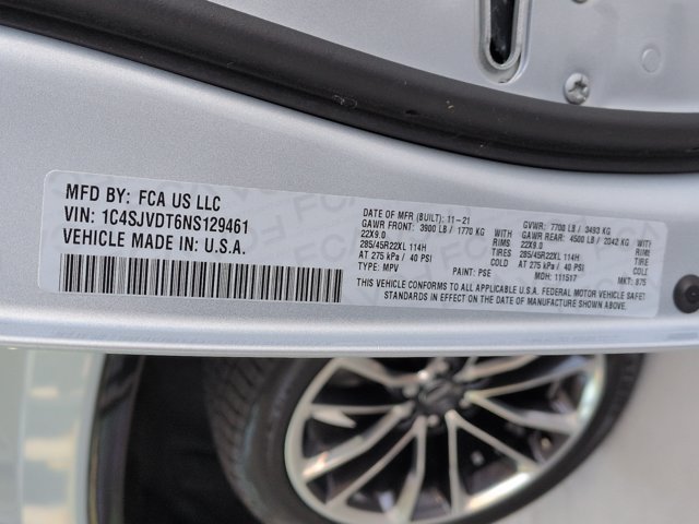 Used 2022 Jeep Wagoneer Series III w/ Premium Group I AWD/4WD image 38