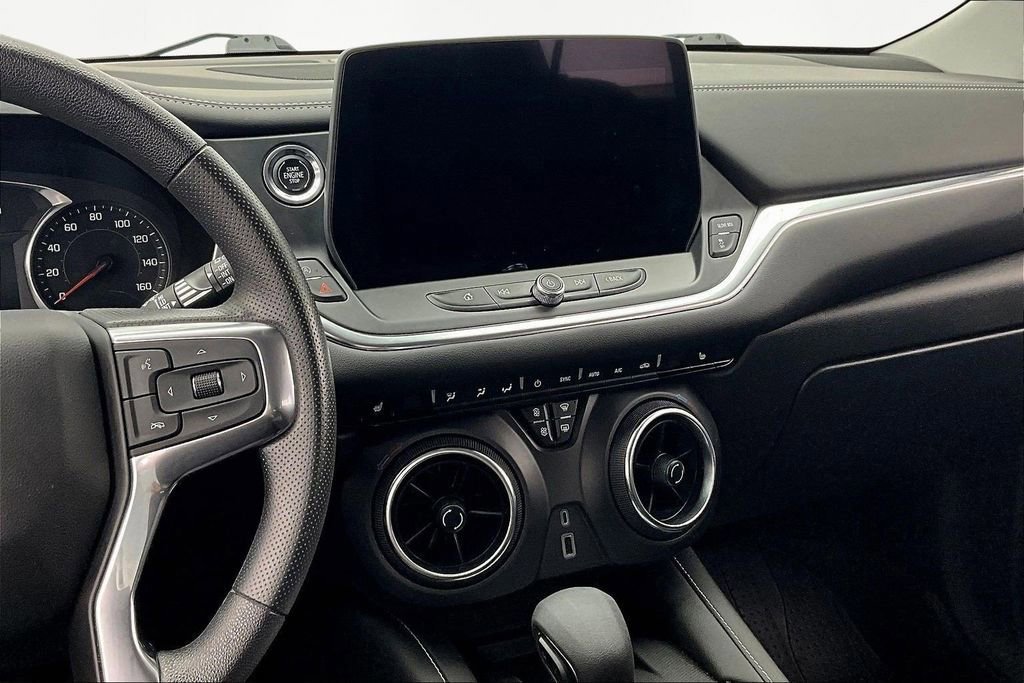 Used 2024 Chevrolet Blazer LT w/ Convenience Package image 8