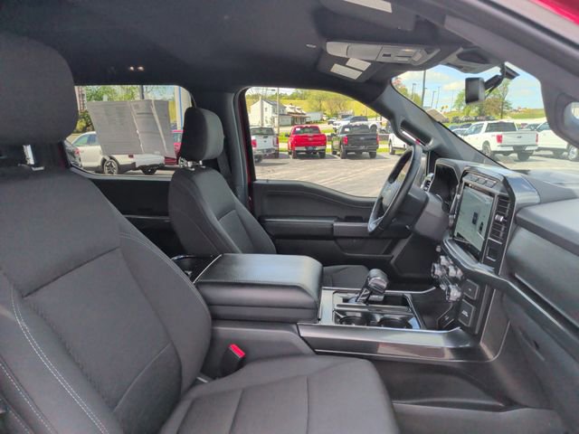 Certified 2022 Ford F150 XLT w/ Equipment Group 302A High image 16