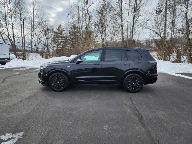 Used 2024 Cadillac XT6 Sport w/ LPO, Onyx Lite Package image 2