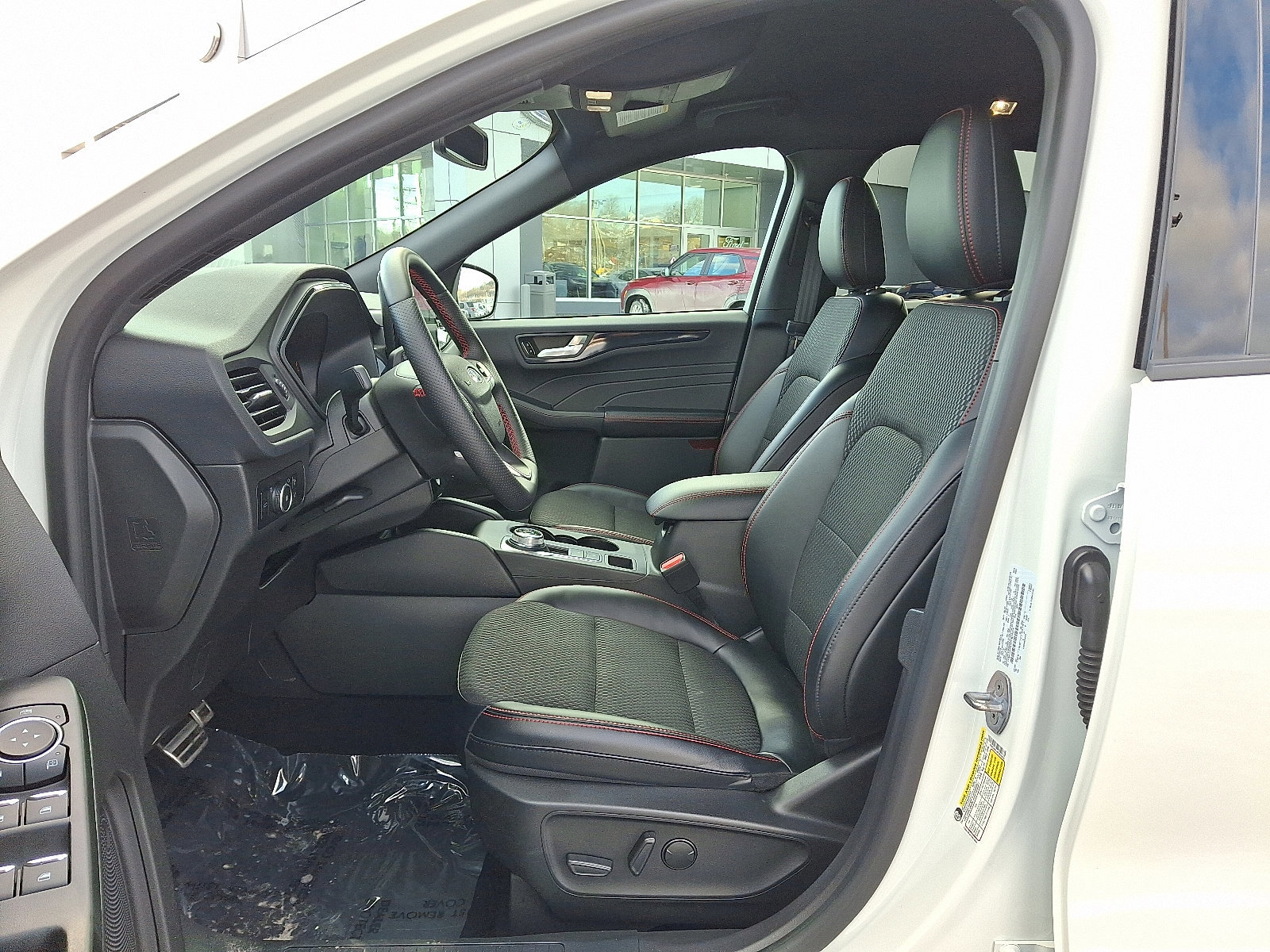 Certified 2023 Ford Escape ST-Line Elite image 13