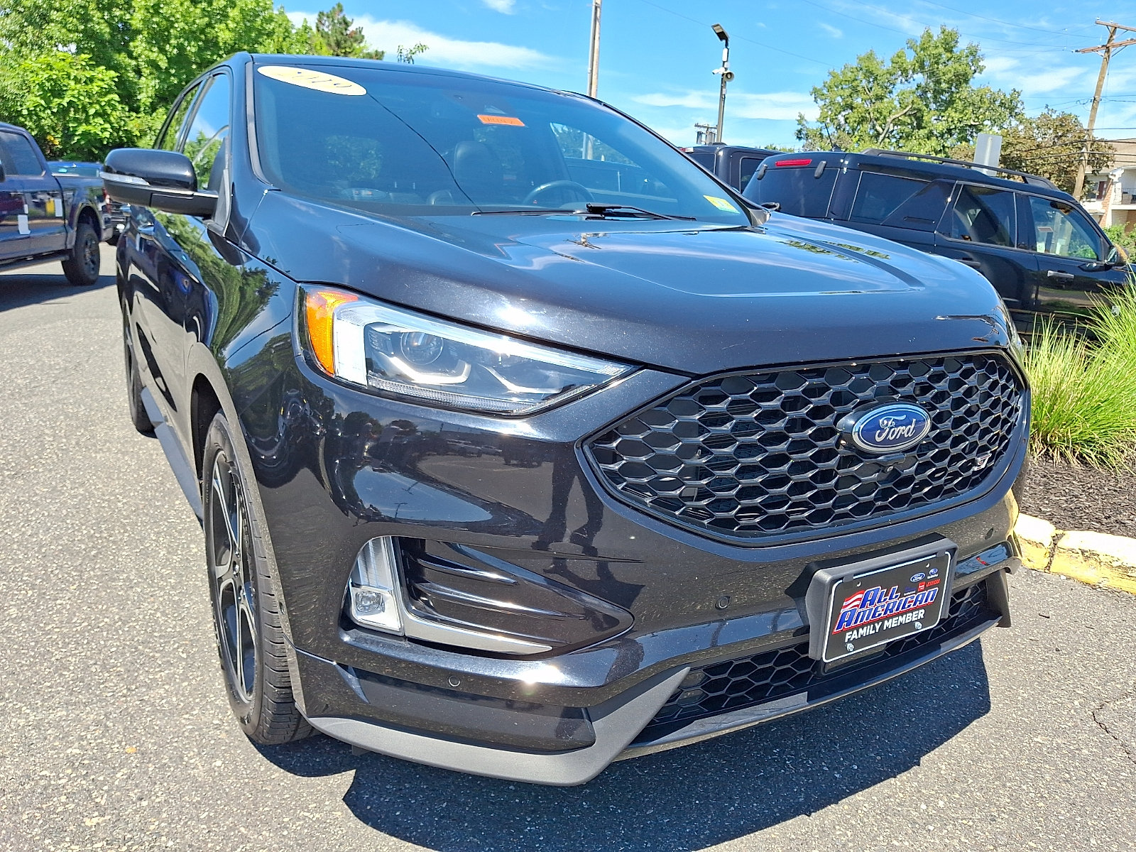 Certified 2019 Ford Edge ST w/ Equipment Group 401A AWD/4WD image 2