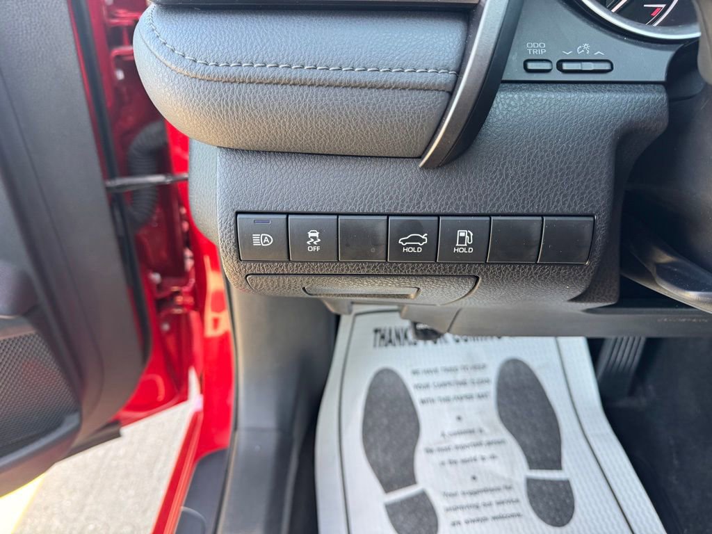 Used 2024 Toyota Camry LE image 11