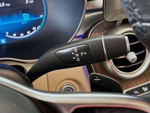 Used 2020 Mercedes-Benz GLC 300 image 19