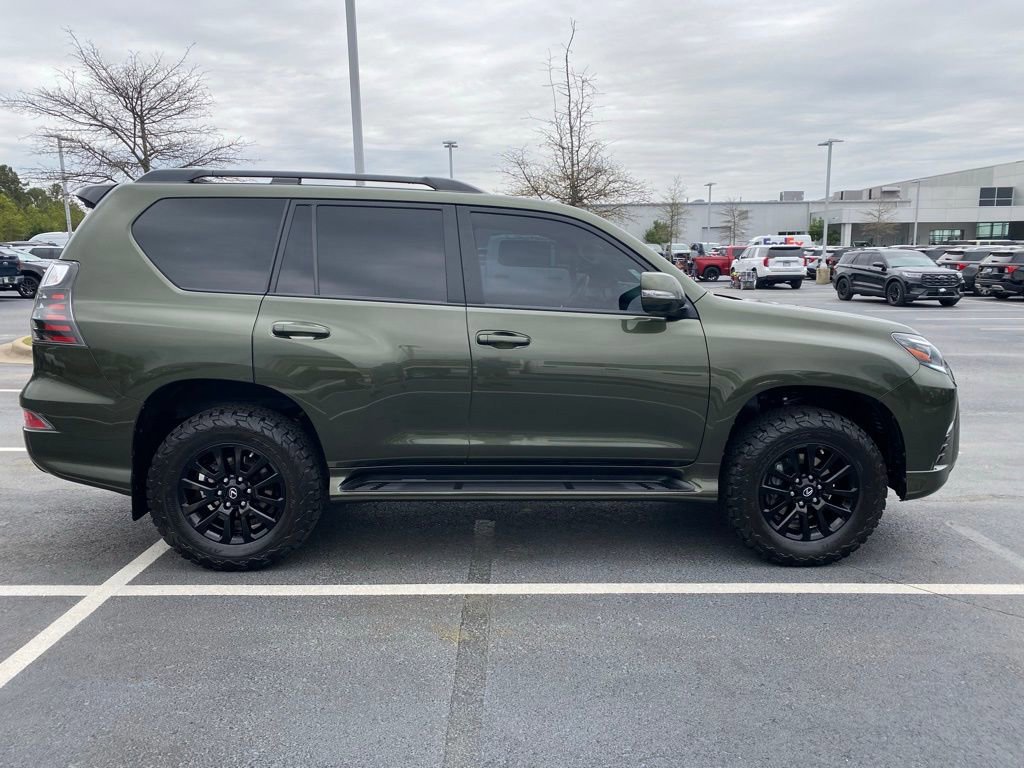 Used 2023 Lexus GX 460 w/ Black Line Special Edition image 6