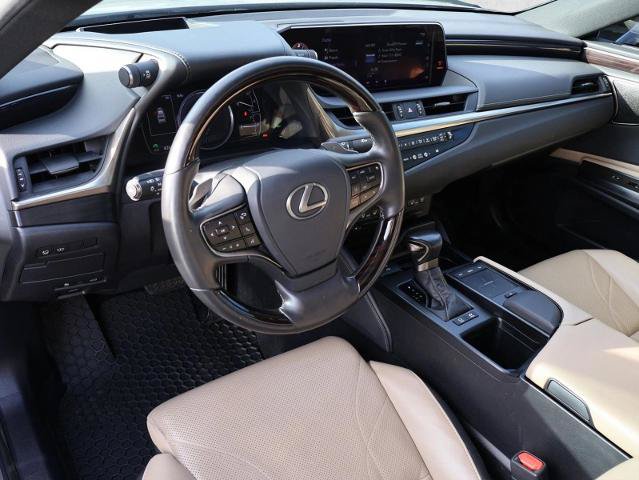 Used 2021 Lexus ES 300h w/ Luxury Package FWD image 13