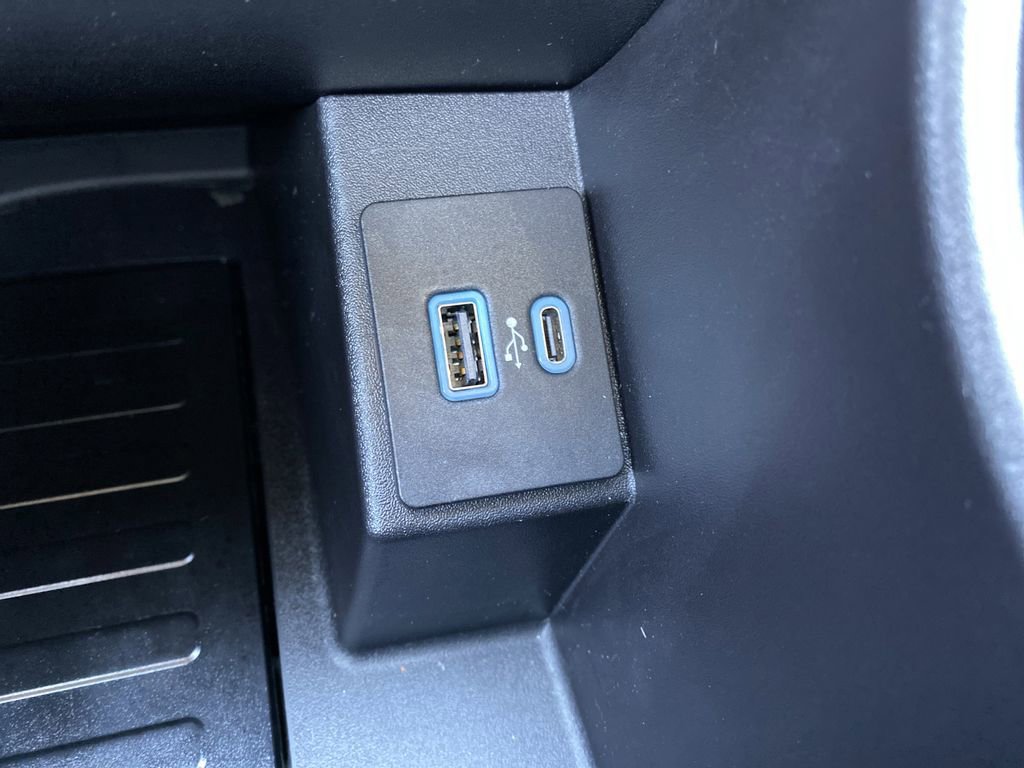 Certified 2023 Ford Edge SEL w/ Convenience Package image 28