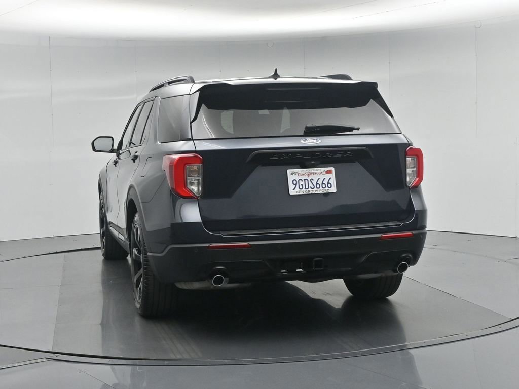 Certified 2023 Ford Explorer ST-Line w/ Class IV Trailer Tow Package RWD image 16
