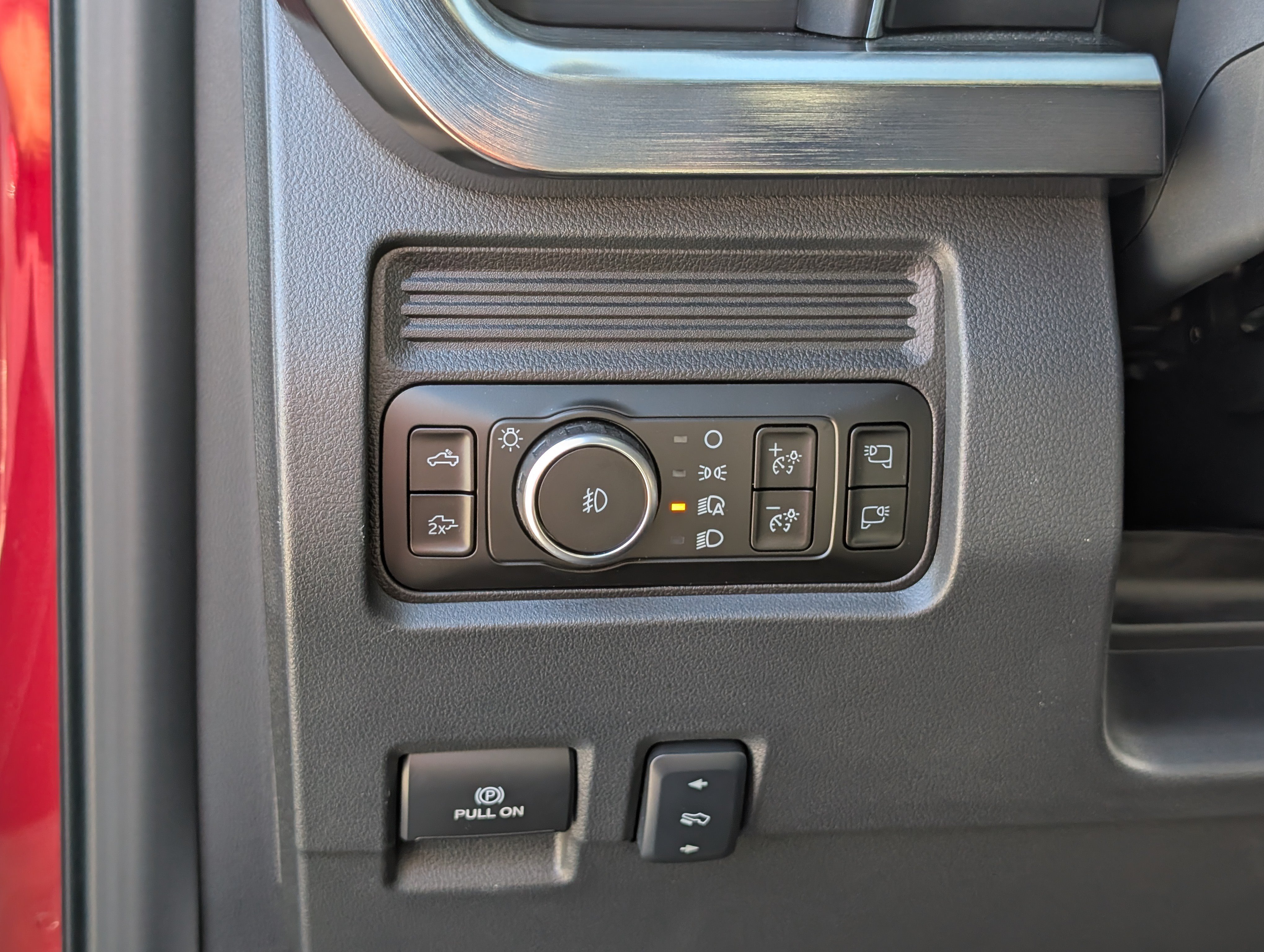 Certified 2025 Ford F250 Lariat w/ FX4 Off-Road Package AWD/4WD image 21