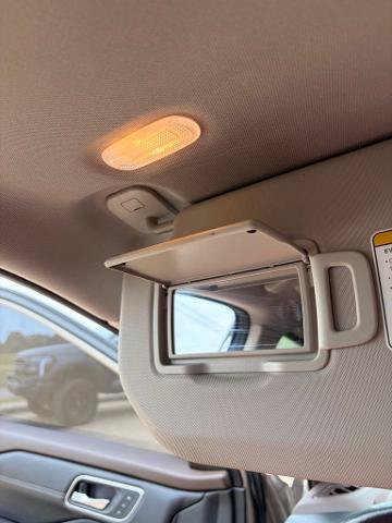 Used 2023 Nissan Rogue Platinum w/ Platinum Premium Package FWD image 23