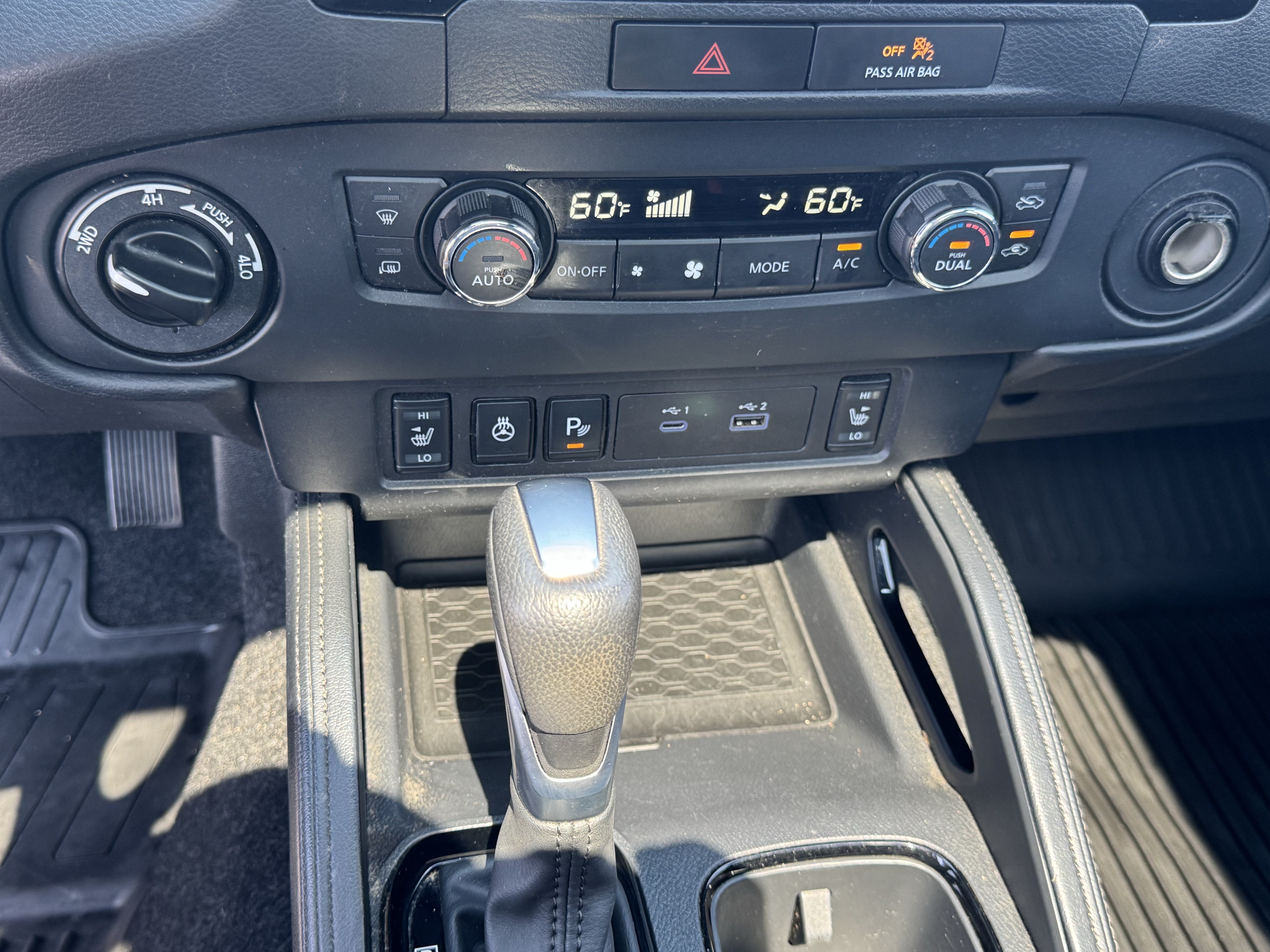 Used 2022 Nissan Frontier PRO-4X w/ Pro-4X Premium Package AWD/4WD image 30