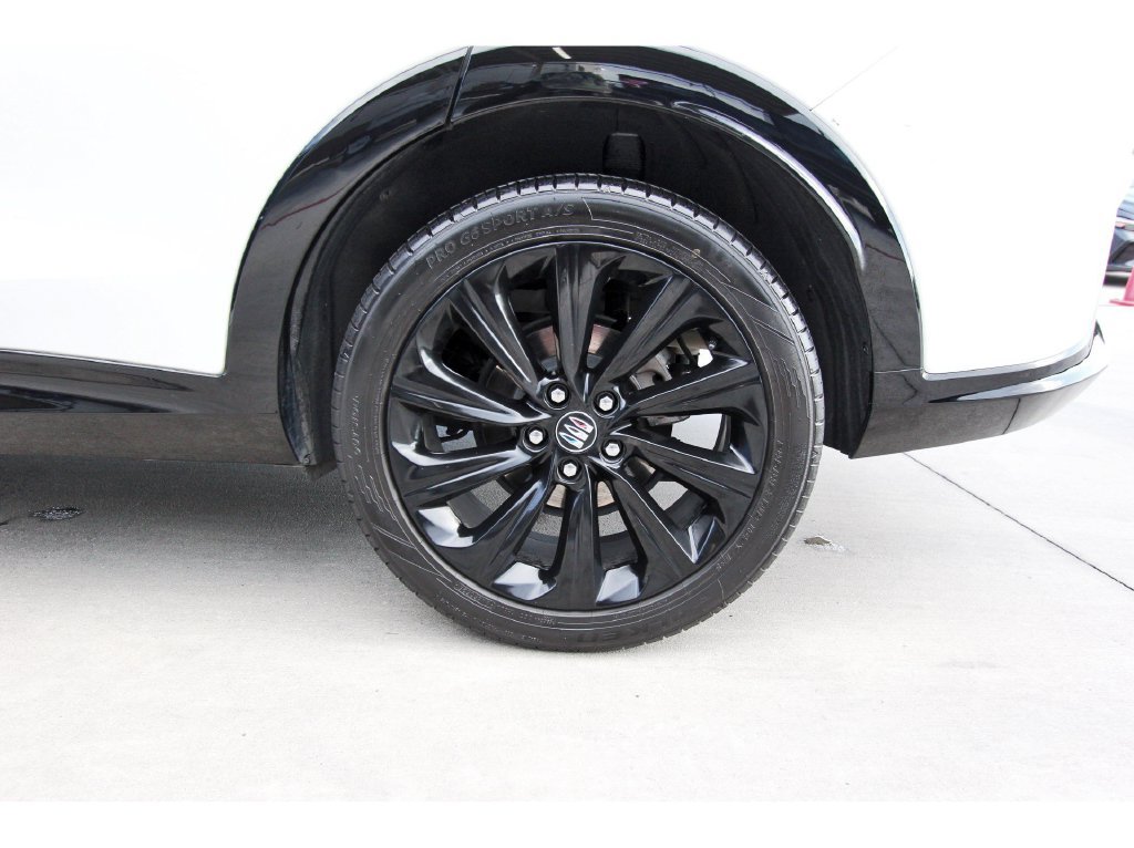 Used 2025 Buick Envista Sport Touring w/ Experience Buick Package FWD image 29