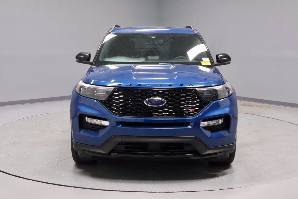 Certified 2023 Ford Explorer ST w/ Equipment Group 401A AWD/4WD image 8
