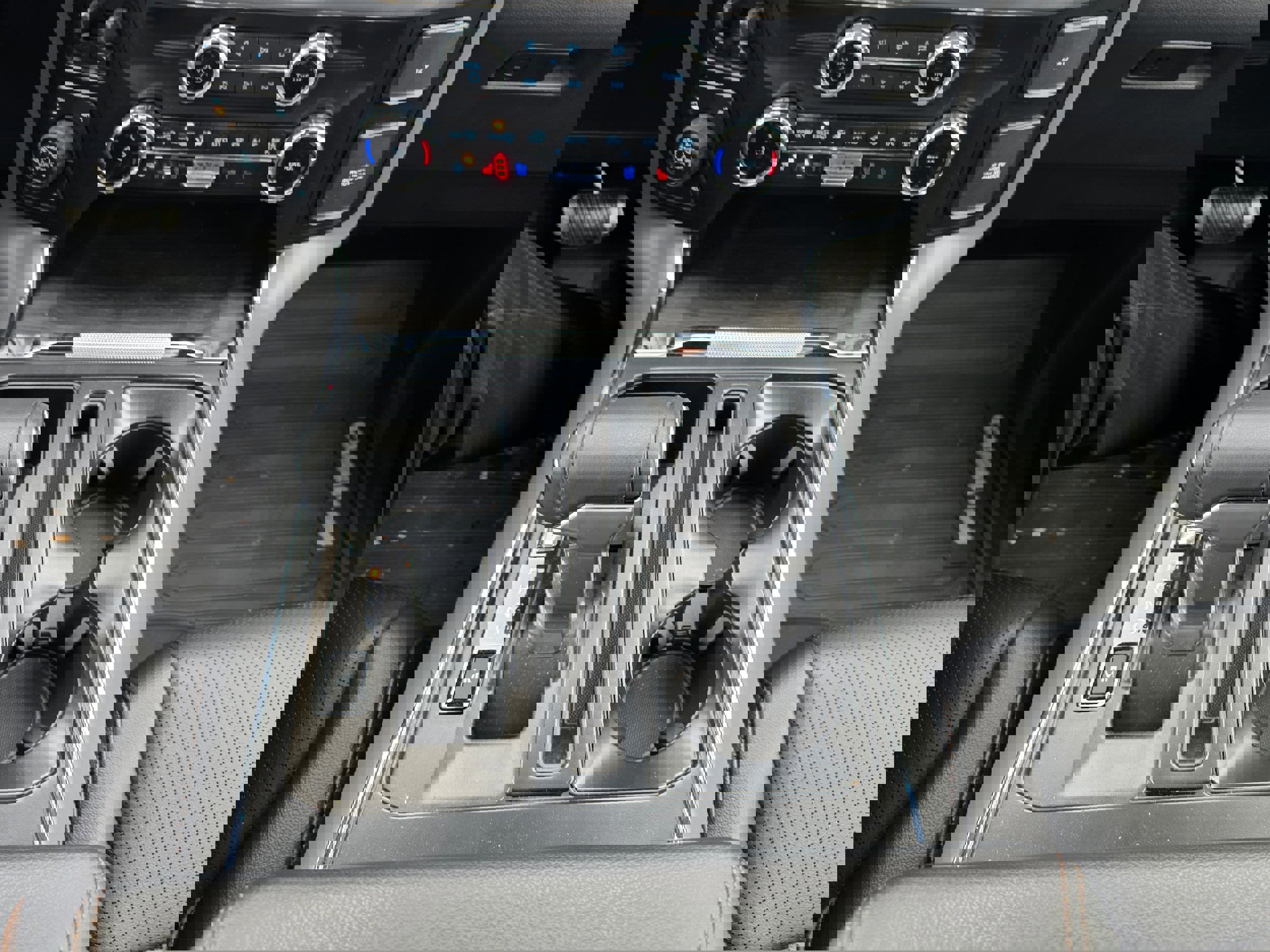 Certified 2024 Ford F150 Lariat w/ Equipment Group 502A High image 12